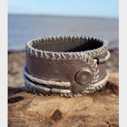 armb�nde May-Britt  17 cm omfang  lavet af kalve-nappa