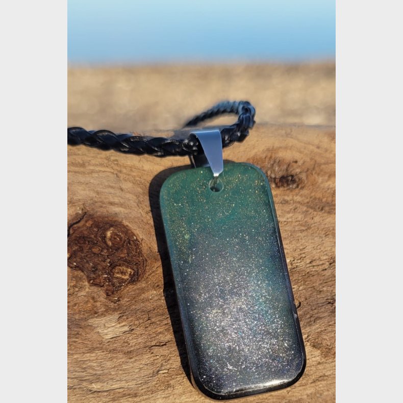 Yvonnes vedh�ng med NFC-chip