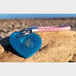 Yvonnes n�glering med NFC-chip