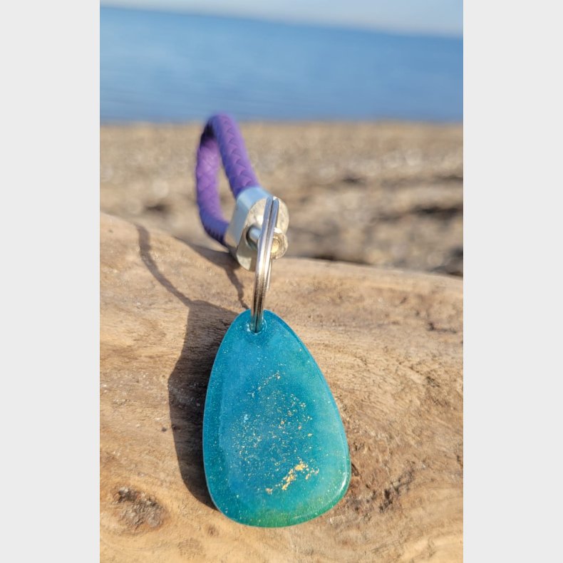 Yvonnes n�glering med NFC-chip